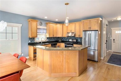 Gourmet kitchen with granite countertops, cook and entertain your guests!