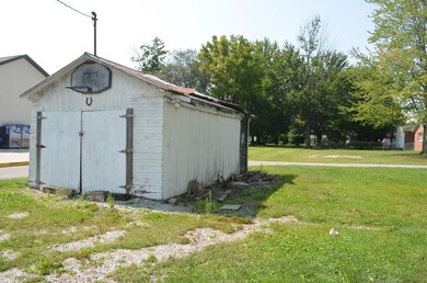 531 N Buckeye St, Osgood, IN 47037 - photo 6