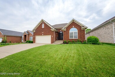 11711 Taylor Rae Dr, Louisville, KY 40229 - photo 3