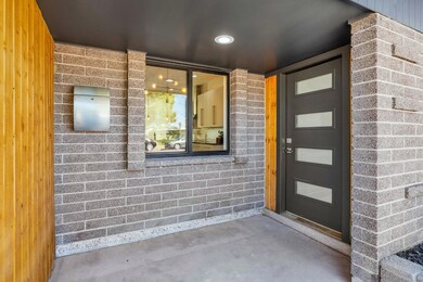 3813 E Laurel Ln, Phoenix, AZ 85028 - photo 3