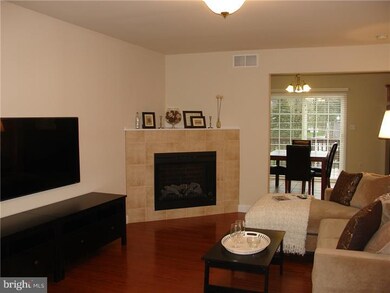 1036 Daisy Dr, Temple, PA 19560 - photo 5