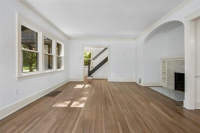 308 Forest Dr SE, Cedar Rapids, IA 52403 - photo 6