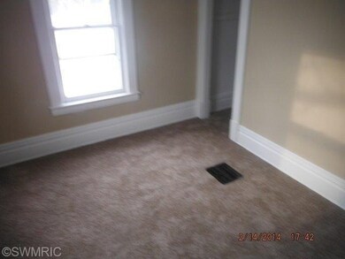 2203 E Main St, Kalamazoo, MI 49048 - photo 5