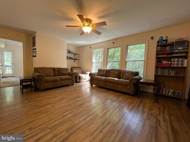 56 S Poes Rd, Amissville, VA 20106 - photo 4