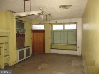 101 N 61st St, Philadelphia, PA 19139 - photo 7