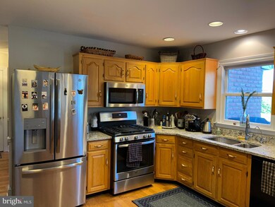 11115 Mahogany Dr, Hagerstown, MD 21742 - photo 3