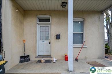 Unit 1- private side entrance