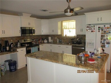 2914 Garza St, Edinburg, TX 78539 - photo 3
