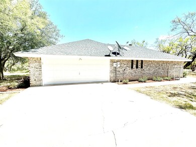 11674 Dove Creek Ln E, San Angelo, TX 76904 - photo 5