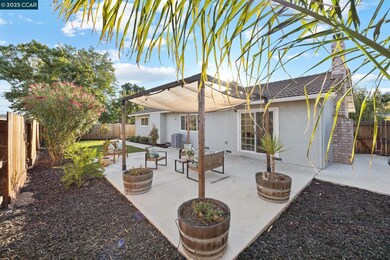 1840 Leo Ln, Concord, CA 94521 - photo 6