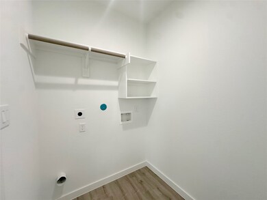 washer dryer room downstairs