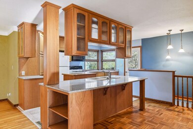 5021 Beacon Hill Rd, Minnetonka, MN 55345 - photo 6