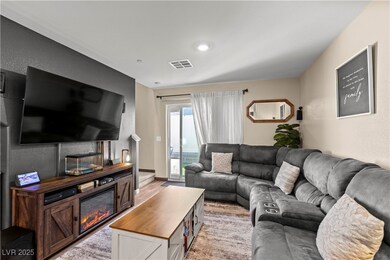 12280 Golden Wreath Rd unit 3, Las Vegas, NV 89183 - photo 7