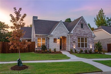 8201 Donnington Ct, Fort Smith, AR 72916 - photo 2