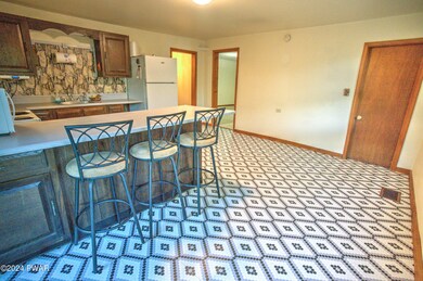 11 D Ln, Hawley, PA 18428 - photo 6