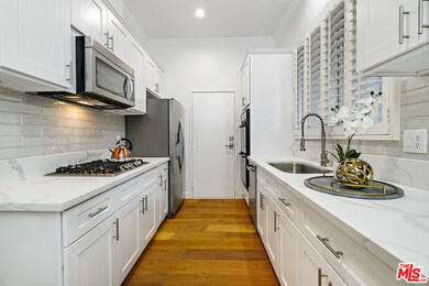 2222 Rockefeller Ln unit B, Redondo Beach, CA 90278 - photo 7