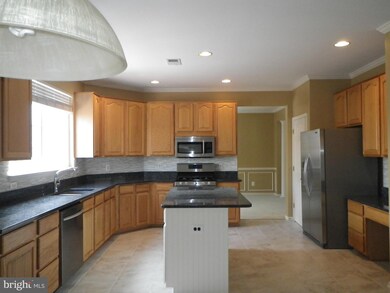 2905 Brent Ridge Ct, Dumfries, VA 22026 - photo 7