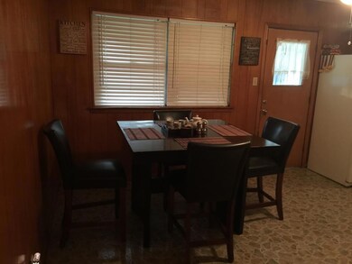 1213 Red Oak St, Ennis, TX 75119 - photo 5