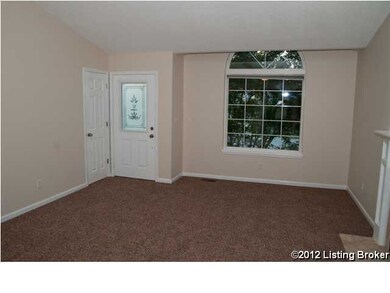 8720 Astrid Ave, Louisville, KY 40228 - photo 4