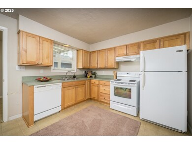 950 7th Ave SE, Albany, OR 97321 - photo 6