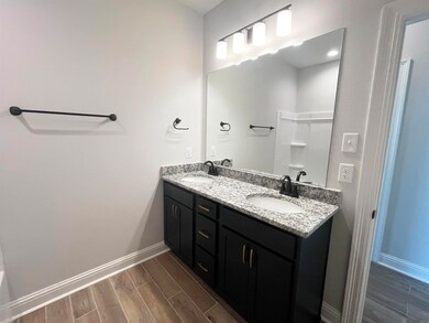 11447 Densmore Dr, Denham Springs, LA 70726 - photo 3