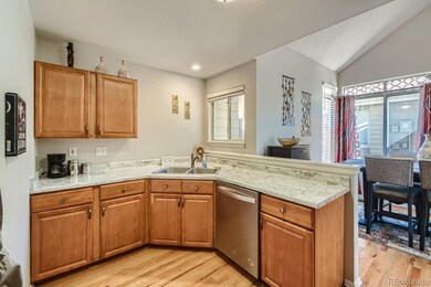Spacious kitchen with lots of cabinet and countert