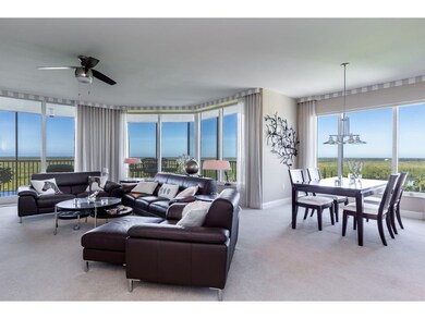 Grand View RoomDining