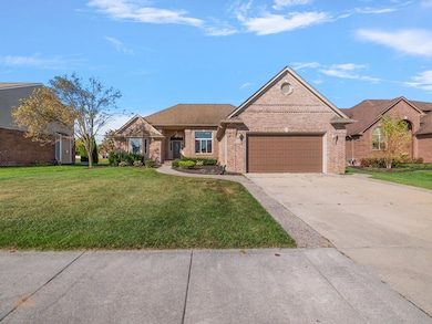 50247 Cheltenham Dr, Macomb, MI 48044 - photo 3