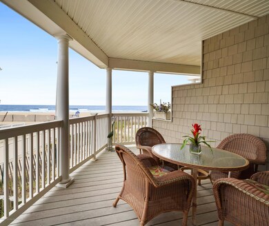 Covered Deck w Ocean Views