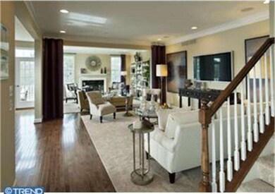 2025 Pleasant Valley Dr, Lansdale, PA 19446 - photo 2