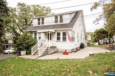 20 Summit Ave unit 2, Hawthorne, NJ 07506 - photo 2