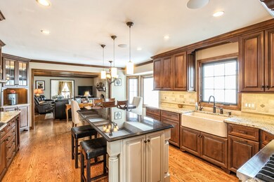 2932 Oaksbury Ct, Rolling Meadows, IL 60008 - photo 6