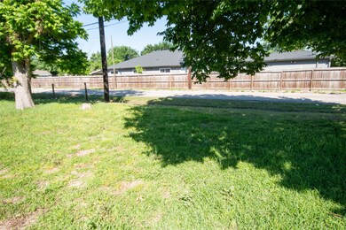 6427 Morrow St, Houston, TX 77091 - photo 3