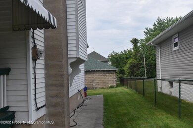 1316 Amherst St, Scranton, PA 18504 - photo 6