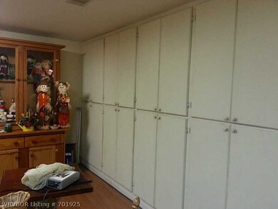 Other. craft/den