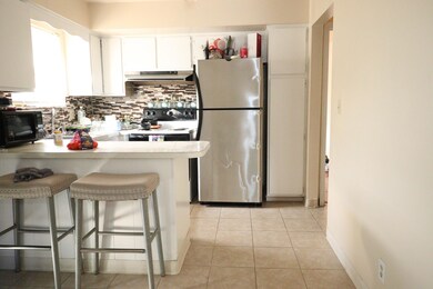 1274 Pegwood Ct unit 276, Columbus, OH 43229 - photo 2