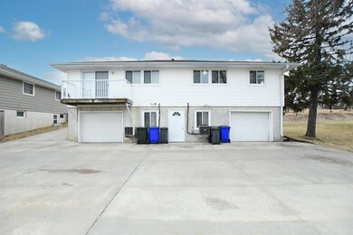 2922 Johnson Ave NW, Cedar Rapids, IA 52405 - photo 5