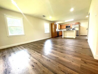 11661 Lena Ln, Cleveland, TX 77328 - photo 7