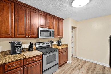 1100 SE Mitchell Ave unit 101, Port Saint Lucie, FL 34952 - photo 2