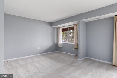 208 Park Terrace Ct SE unit 54, Vienna, VA 22180 - photo 5