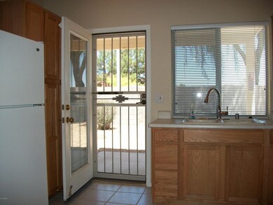 594 W Colt Rd 031