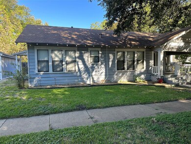 207 S Gaines St, Ennis, TX 75119 - photo 5