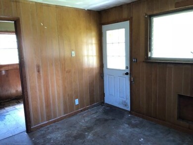 409 Hickory St, Rossville, GA 30741 - photo 6