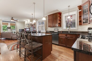 6131 N Richmond St unit 1W, Chicago, IL 60659 - photo 2