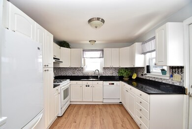 7 John St unit 1, Woburn, MA 01801 - photo 2