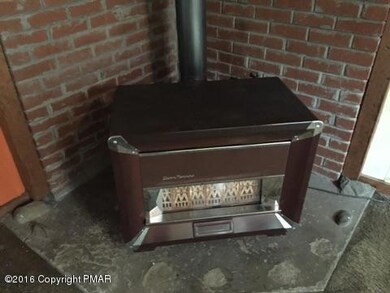 5192 Minks Pond Rd, Bushkill, PA 18324 - photo 6