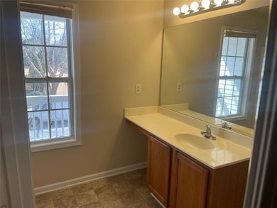 2127 Manhattan Pkwy, Decatur, GA 30035 - photo 6