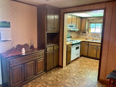 311 Howard Rd, Loudon, TN 37774 - photo 6