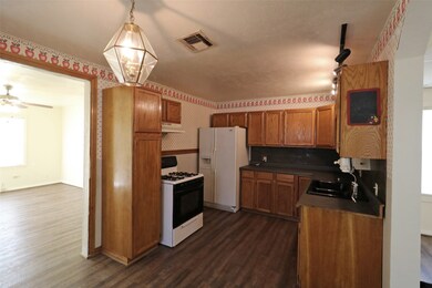 13366 Emporia St, Houston, TX 77015 - photo 4