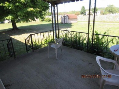 408 Cedar crest 019